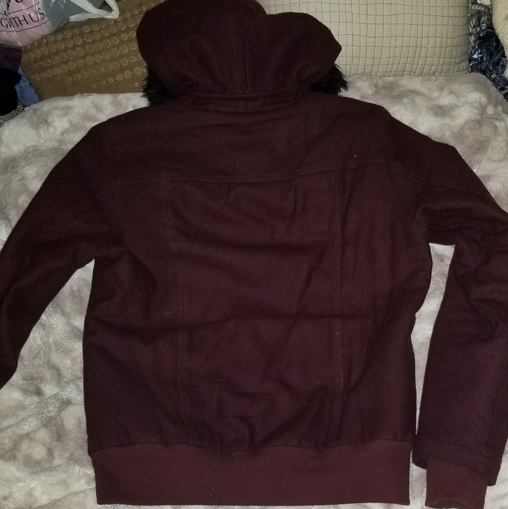 O'neill size medium jacket. - Picture 5 of 6